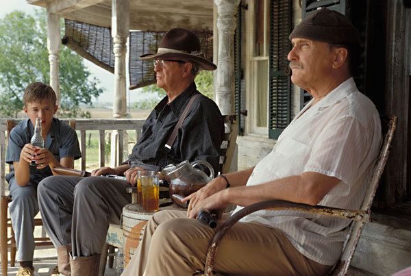 Secondhand Lions - Movie Review - The Austin Chronicle