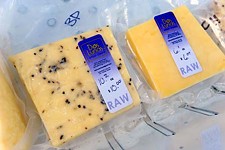 Dos Lunas Artisan Cheese
