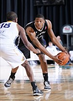 Toros Lose Nail-Biter but Remain Best in D-League