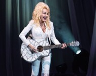 Dolly Parton Glitters Up Red River