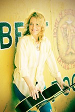 Freewheeling With the First Lady of Austin Country, Kelly Willis