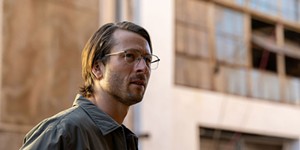 Linklater's <i>Hit Man</i> Sets Its Sights on Venice