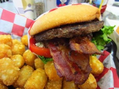 Burgers & Booze: Spec's is the Place