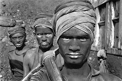 <i>Workers emerging from a coal mine, Dhanbad, Bihar state, India, </i>1989