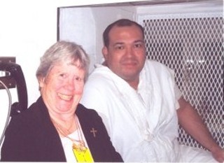 Humberto Leal on death row with Sister Germaine Corbin (l)