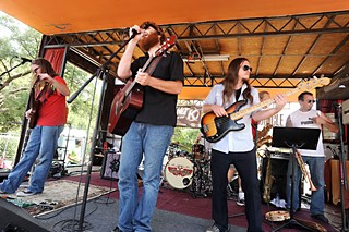 Uncle Lucius at the 2010 <i>Austin Chronicle</i> Hot Sauce Festival