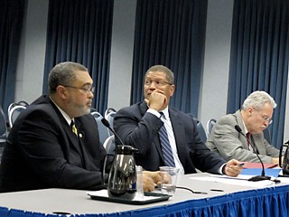 (l-r) Jeffrey Travillion, Dukes and Associates; Lawrence Fryer, AISD COO; and Paul Turner, AISD executive director of facilities, during HUB discussion at a May 6 board special meeting