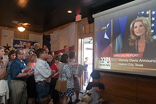 Wendy Davis supporters gathered at Scholz Garten on Thursday to watch the gubernatorial candidate's kickoff announcement.