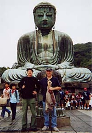 Stanley Smith (l) and Stephen Doster in Kamakura, Japan
