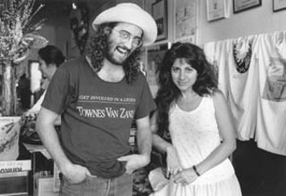 James McMurtry and Tish Hinojosa share a laugh