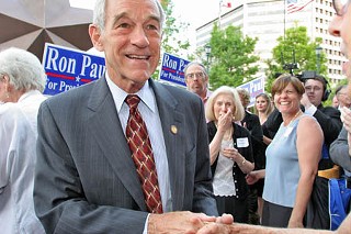Representative and Republican presidential candidate Ron Paul visited the Bob Bullock Texas History Museum on Saturday.