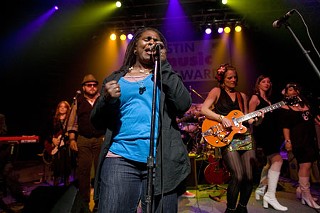 Ruthie Foster leads the Southern Sirens