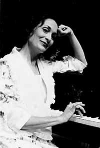 Babs George in <i>Hay Fever</i>