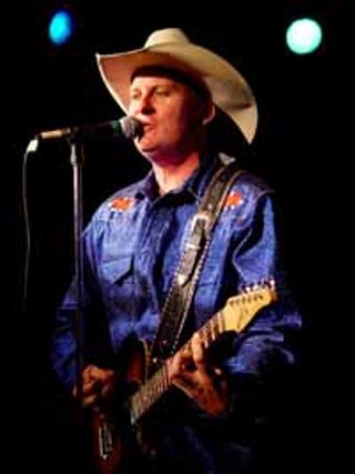 Kevin Fowler at the Coupland Dance Hall, July 13