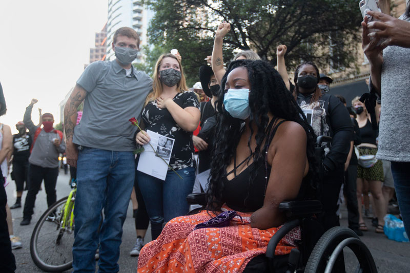 Protesters Allege Austin Police Dumped Quadruple Amputee Activist Whitney Mitchell Out of Her Wheelchair Fiancée of Garrett Foster was attending police brutality protest - News wife 800x533 picture Protesters Allege Austin Police Dumped Quadruple Amputee Activist Whitney Mitchell Out of Her Wheelchair Fiancée of Garrett Foster was attending police brutality protest - News