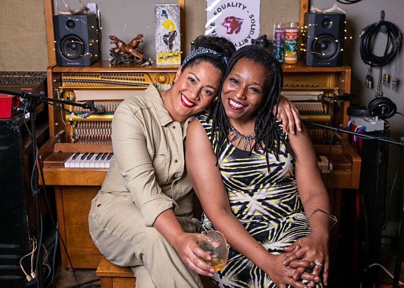 Black Pumas Backline Lauren Cervantes and Angela Miller Maintain 20 Feet  From Stardom – On Purpose: Respect and admiration remains the key to their  success as co-frontwomen and backup singers - Music 