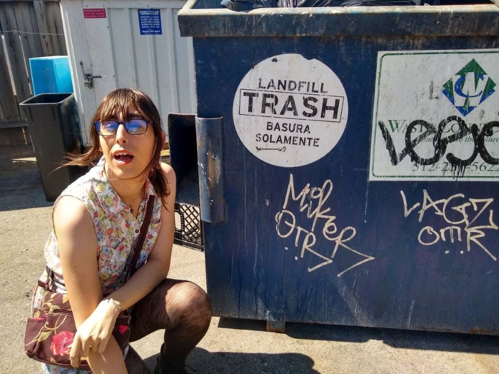 THE KING OF COMEDY - street trash scene