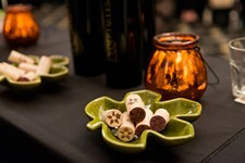 Big Reds & Bubbles Announces Bites List