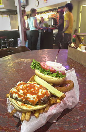 Billy's on Burnet: The Ends Burger