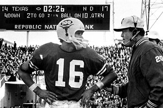 Darrell Royal at the 1970 Cotton Bowl en route to a 21-17 win over Notre Dame