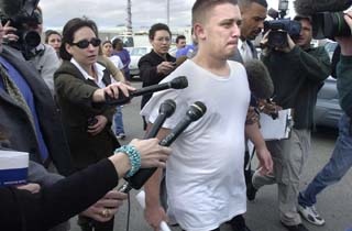 Pierce leaving the Del Valle jail in 2003 after the charges against him were dismissed