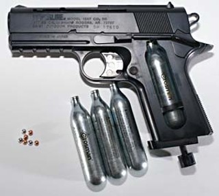 A BB gun pistol like this one was used in a 1998 high school prank.
