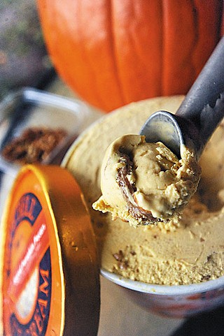 Spiced-pumpkin pecan