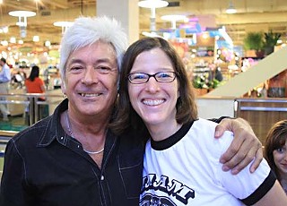 Ian McLagan and HAAM Executive Director Caroyln Schwarz