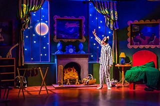Good moon rising: Frank Nappi's Bunny waves to his celestial friend in <i>Goodnight Moon</i>.