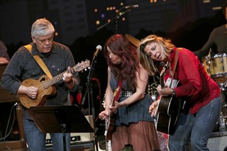 Like father like daughter: Lloyd and Natalie Maines at the Moody Theater, 5.16.13