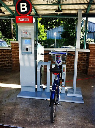 A demonstration bike share station at Plaza Saltillo