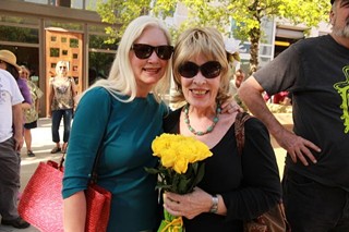 Texas Blonds: (l-r) Moffat & Moser at the Plaza dedication, May 15, 2014.