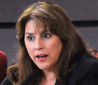 Another big AISD exit: Trustee Lori Moya will not run again