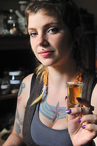 Jen Easter