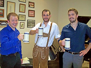 Donning lederhosen, Daniel Swayze and his musical colleagues toast the first concert of
the Beerthoven Concert Series this summer.