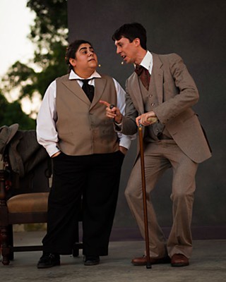 Elementary: Eva McQuade (l) as Holmes and Ryan Crowder as Watson