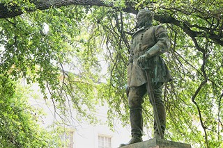 UT's statue of Robert E. Lee