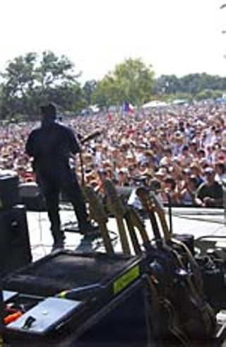 Los Lobos' Cesar Rosas, <i>ACL </i>Fest 2002