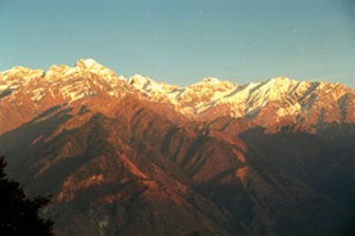 The Panchachuli Range, forming the western 
boundary of the Darma Valley 
