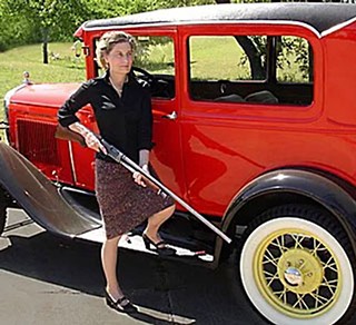 On her GOP campaign website, Laura Pressley conjures Bonnie Parker (no Clyde necessary) in armed defense of a vintage automobile. In the 1940s, she declares, no one questioned the right to bear arms or to have paper ballots. Indeed, electronic voting machines, like computers, are a more recent innovation.