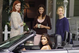 <i>Desperate Housewives</i>