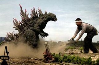 A crew member preps his monstrous model for yet another bloddy clash