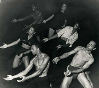 Eartha Kitt performing with Katherine Dunham dancers,
1945