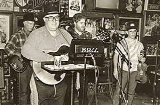 Sugar Moon (l-r): Don Keeling, Walser, Howard Kalish, and Sam Roberts at Henry’s