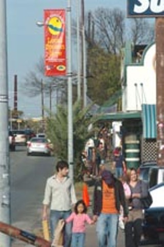 Last weekend, shoppers perused the Wheatsville Co-op Arts Fair under banners demarcating the Guadalupe IBIZ district, one of four such districts (see <a href=http://www.austinchronicle.com/issues/dispatch/2006-12-08/IBIZ.jpg target=blank><b>map</b></a> and sidebar) created by the Austin Independent Business Alliance.