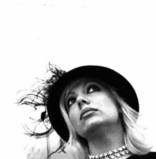 Kelly Crisp of the Rosebuds