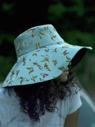 Blue hat by Chia Goillory