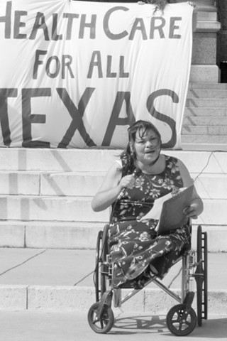 Amparo Estrada was among the speakers at a rally for universal health care on the steps of the Texas state Capitol Sunday. Health Care for All Texans and Physicians for Social Responsibility hosted the event, in support of a single-payer system. The two groups say that more than 50 million Americans (including one in four Texans) don't have health insurance. State Sen. Eliot Shapleigh, D-El Paso, has sponsored the first-ever single-payer universal health-care bill in Texas; Senate Bill 1911 is still sitting in the State Affairs Committee. In Washington, D.C., Rep. John Conyers, D-Ohio, has sponsored House Resolution 676, a single-payer universal-health-care bill, with now 72 legislators, the AFL-CIO, and many others signed on.Amparo Estrada was among the speakers at a rally for universal health care on the steps of the Texas state Capitol Sunday. Health Care for All Texans and Physicians for Social Responsibility hosted the event, in support of a single-payer system. The two groups say that more than 50 million Americans (including one in four Texans) don't have health insurance. State Sen. Eliot Shapleigh, D-El Paso, has sponsored the first-ever single-payer universal health-care bill in Texas; Senate Bill 1911 is still sitting in the State Affairs Committee. In Washington, D.C., Rep. John Conyers, D-Ohio, has sponsored House Resolution 676, a single-payer universal-health-care bill, with now 72 legislators, the AFL-CIO, and many others signed on.