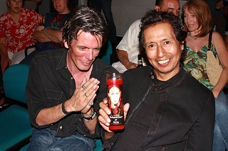Hold a Candle to Willie: Charlie Sexton (l) and Alejandro Escovedo
