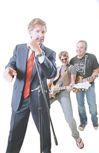 Hizzoner jams with Brandon Tapp (center) and Troy Dillinger.